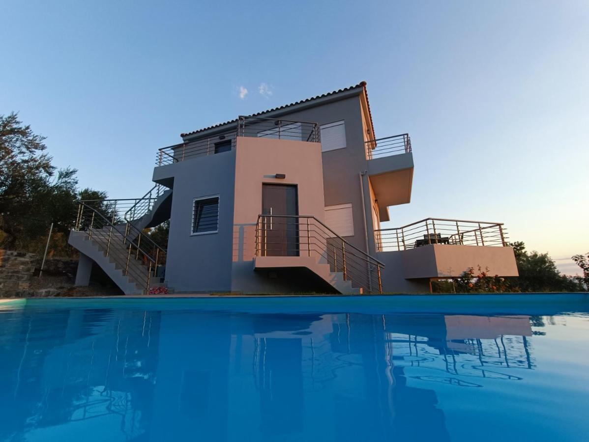 Evilenia Luxury Apartments Kalamata Exteriör bild