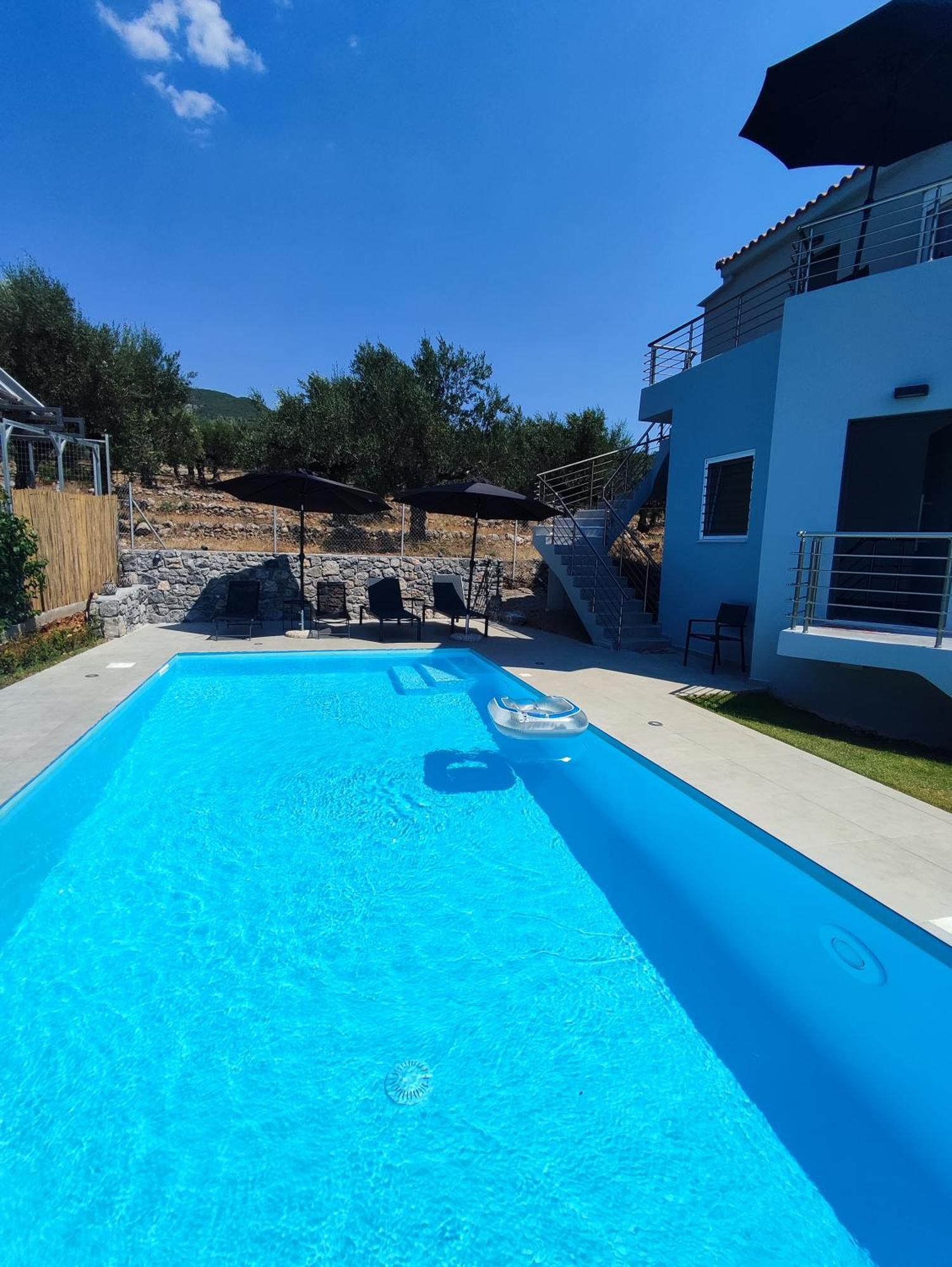 Evilenia Luxury Apartments Kalamata Exteriör bild